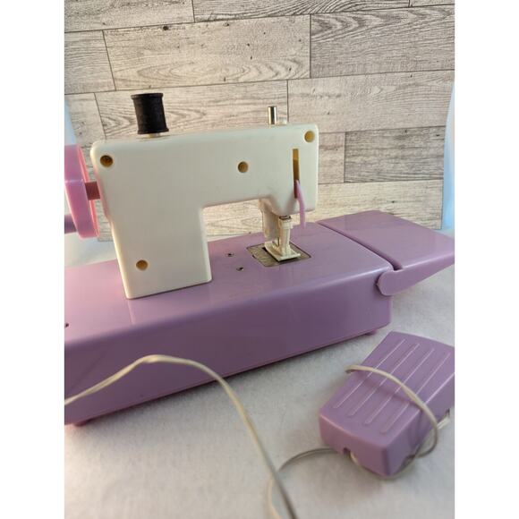 Sewing Series Childs Sewing Machine Navystaiz Vintage 2 C Batteries Not Included - Picture 3 of 10